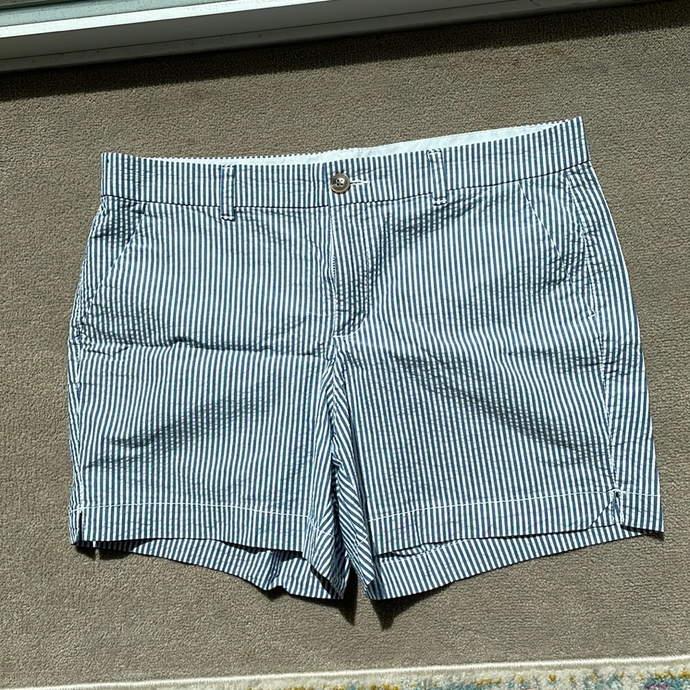 Old Navy shorts size 12